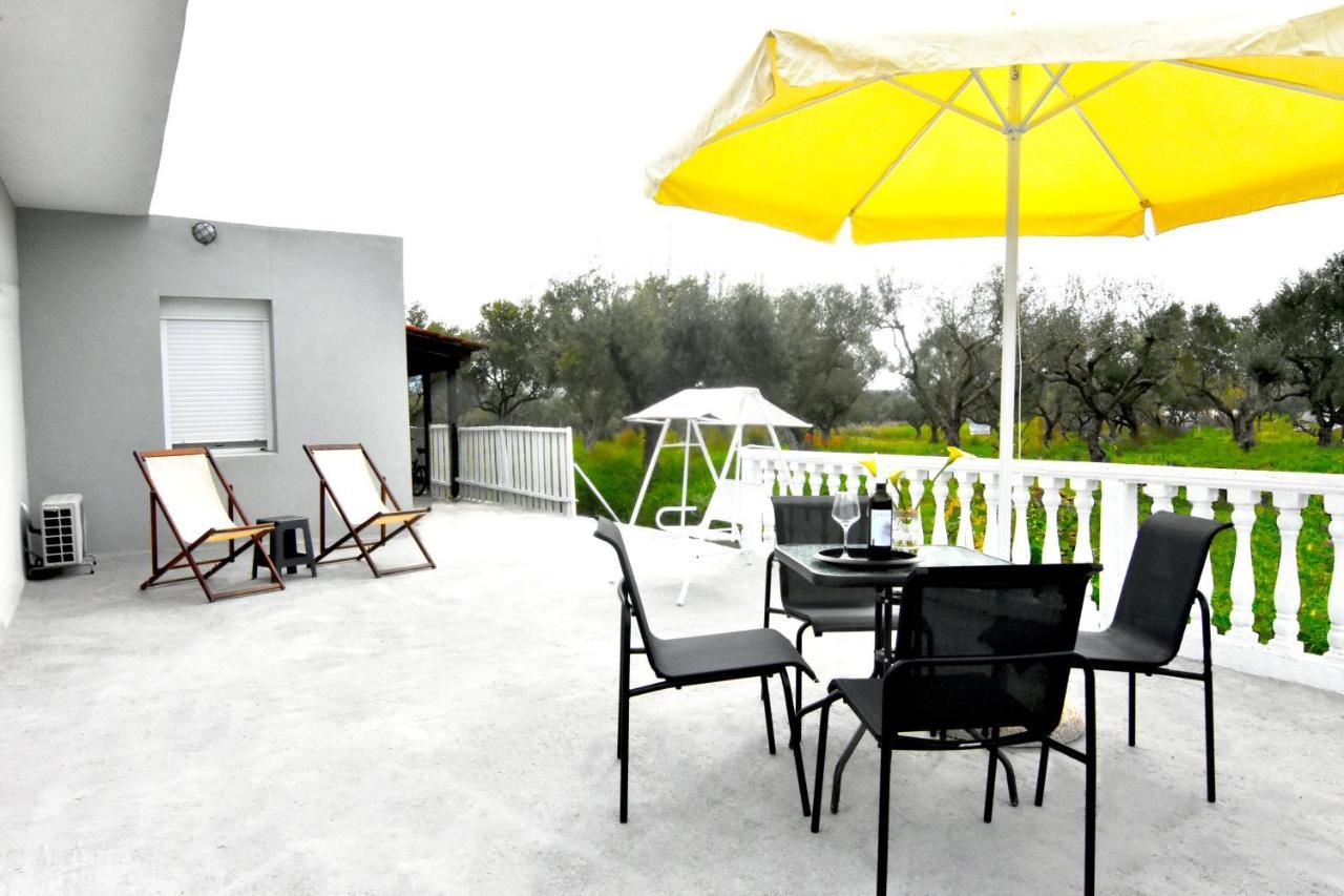 Casa Katina , Villa In Lagana, Agrilia Area Laganász Kültér fotó